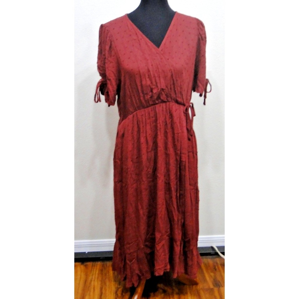 Torrid Woman's Faux Wrap Dress 0X Rustic Red Shirred Peasant